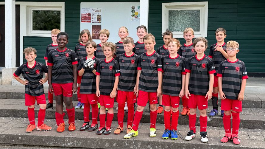 Mannschaftsfoto der F1-Jugend der Darmstädter TSG 1846